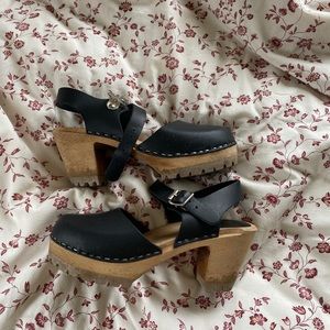 MIA Swedish wood clogs